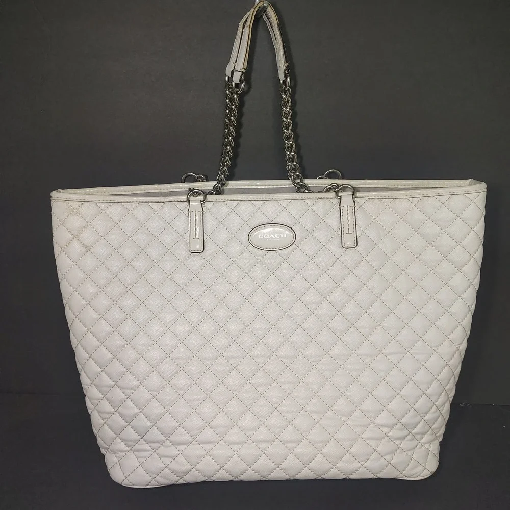 Vintage 2008 Coach 80H2A White Quilted Tote Women's Purse Bag Chain Restored